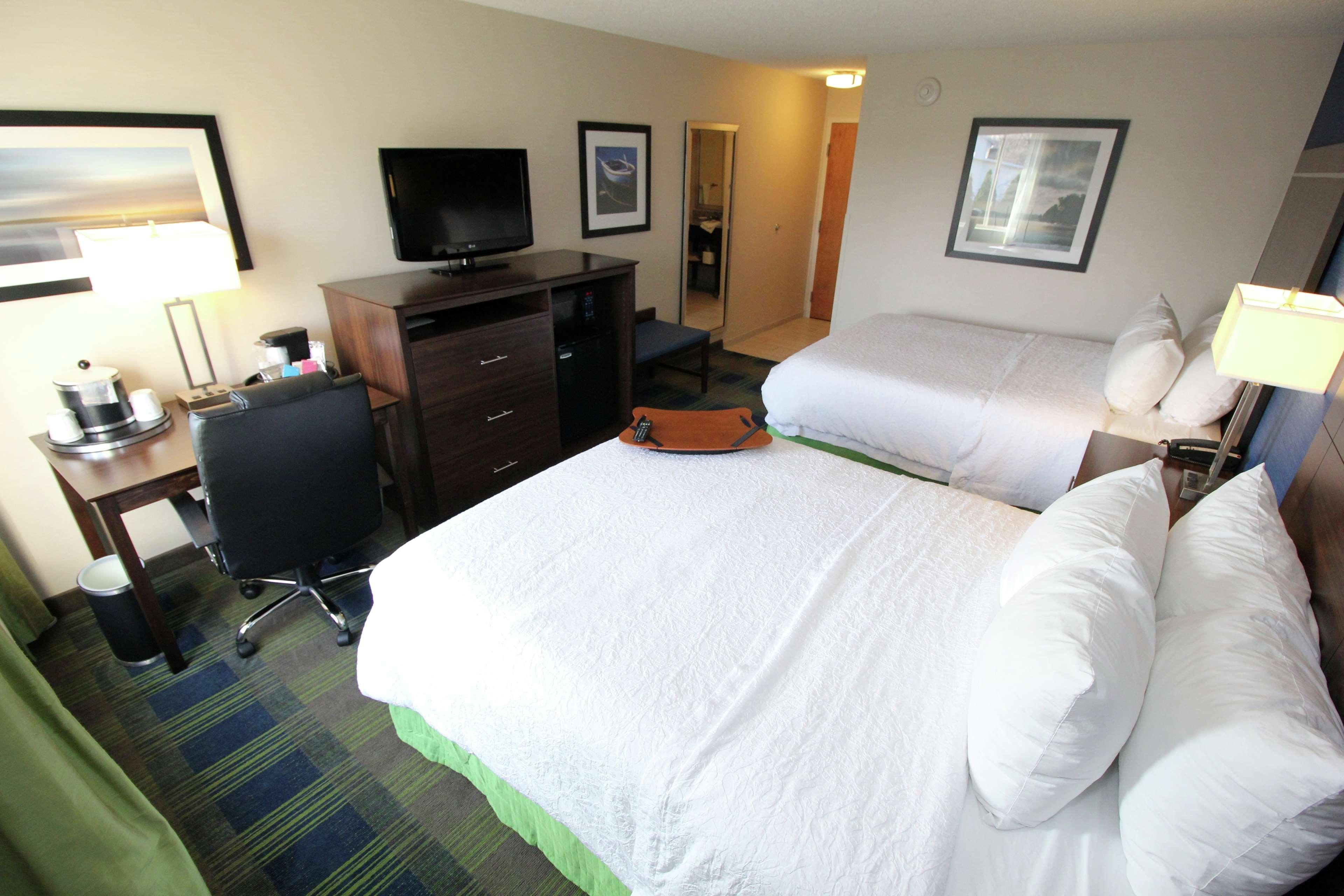 Hampton Inn Sandusky-Central Екстер'єр фото