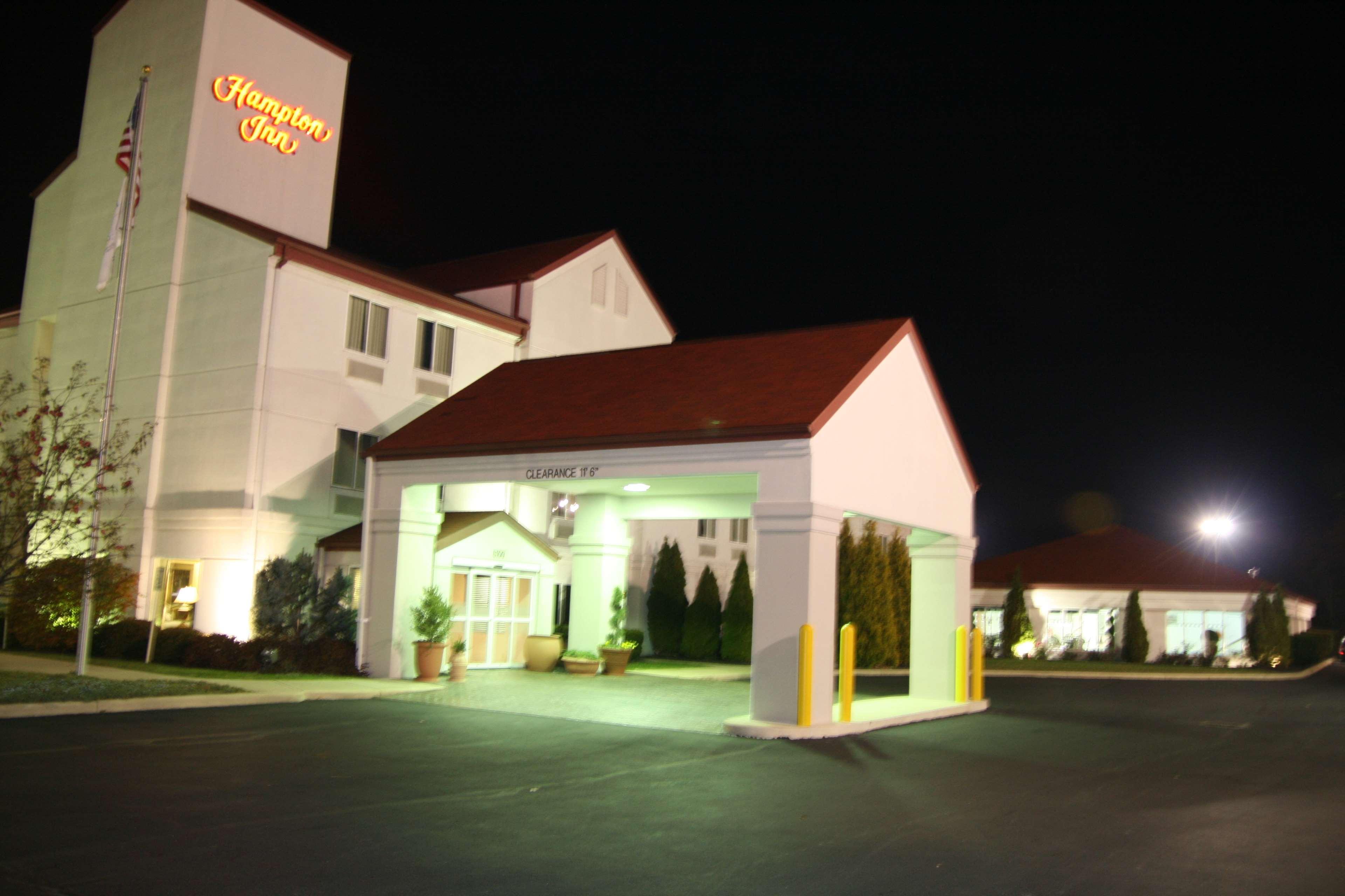 Hampton Inn Sandusky-Central Екстер'єр фото
