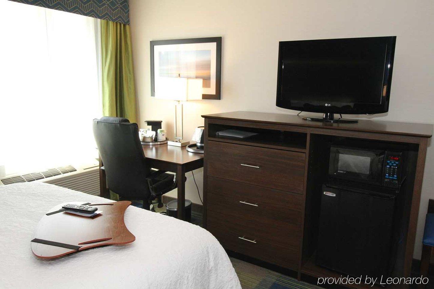 Hampton Inn Sandusky-Central Екстер'єр фото